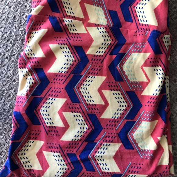 LuLaRoe Pants - LuLaRoe TC Leggings